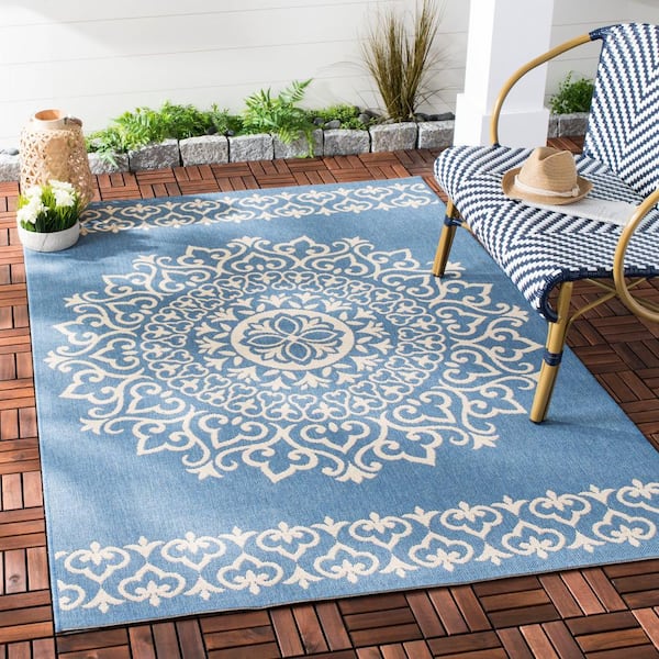 Beach House Cream/Blue 4 ft. x 4 ft. Medallion Floral Indoor/Outdoor Patio  Square Area Rug
