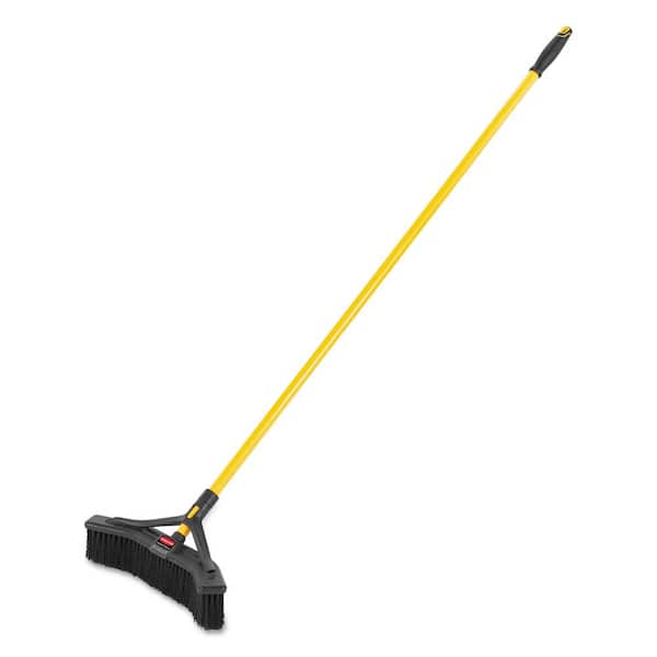 Rubbermaid Commercial Products Maximizer 18 in. Polypropylene Push-to-Center Broom in Yellow/Black