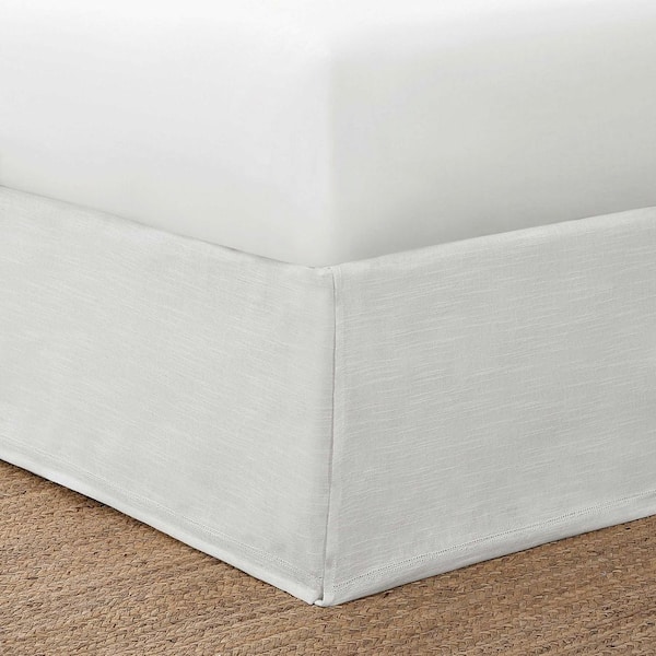 Tommy Bahama Island Estate White Polyester King 15 in. Drop Tailored Bed Skirt