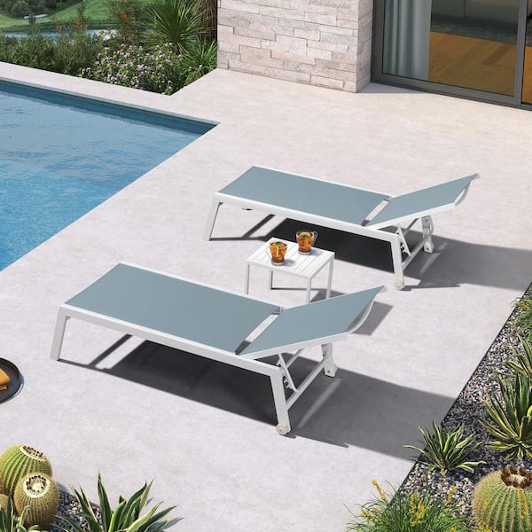 Aluminum White Frame Metal Outdoor Chaise Lounge Patio Lounge Chair with Side Table and Wheels Extra Large, Steel Blue