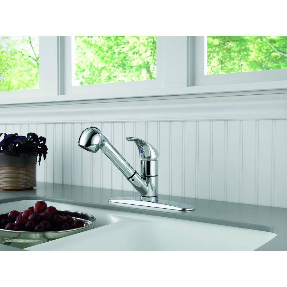 Chrome Single-Handle Pull-Out Kitchen Faucet with Spray