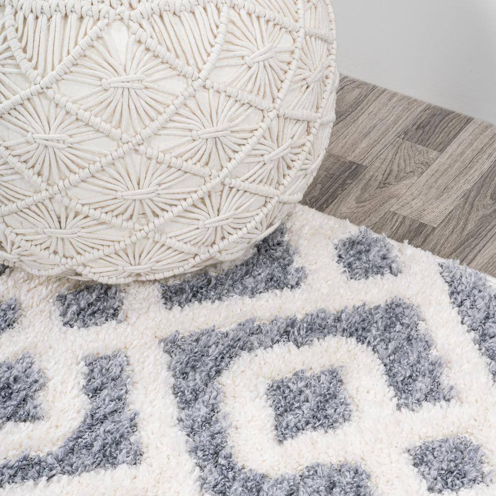 Astrid Cream and Gray 8' x 10' Trellis Area Rug