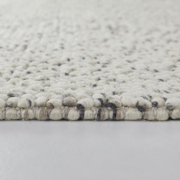 Pebbles Cream 5 ft. x 7 ft. Area Rug