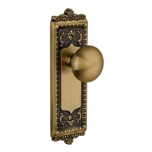 Grandeur Windsor Vintage Brass Plate with Double Dummy Fifth Avenue Knob