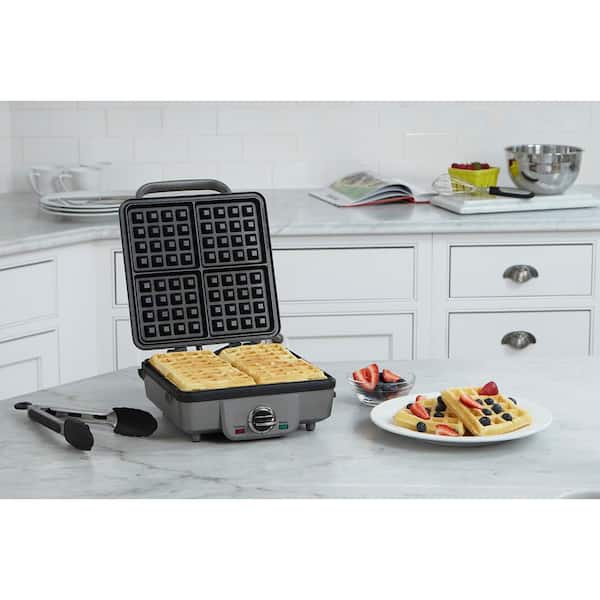 https://images.thdstatic.com/productImages/1b1c8ce4-3394-4ce2-8c78-c6a5c8aedcbd/svn/stainless-steel-cuisinart-waffle-makers-waf-300p1-31_600.jpg