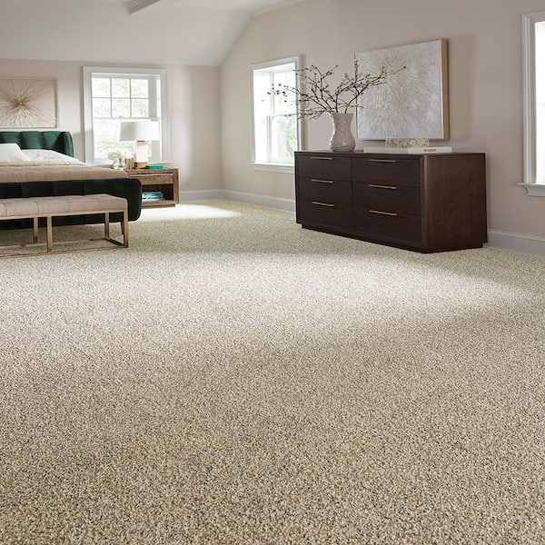 Radiant Retreat II Walnut Brown 58 oz. Polyester Textured Installed Carpet