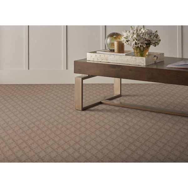 Intriguing Color Saddle Custom Area Rug with Pad