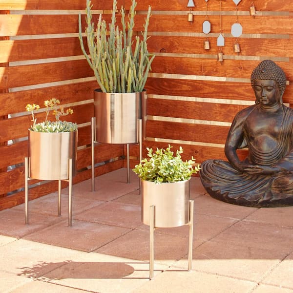 Litton Lane 18 in., 14 in., and 12 in. Medium Silver Metal Indoor Outdoor Planter with Removable Stand (3- Pack)