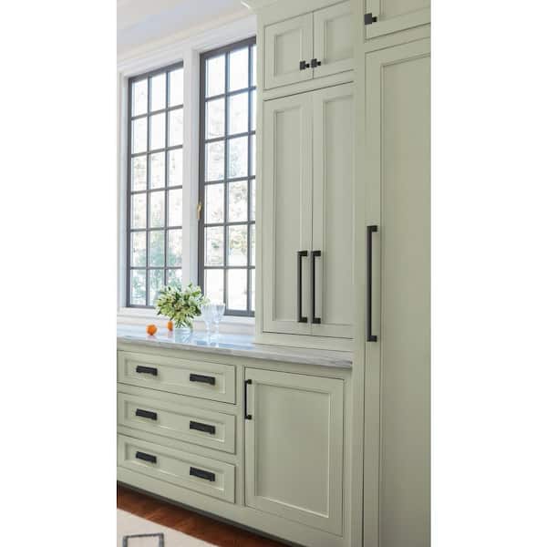 Appoint 12 in. (305mm) Traditional Matte Black Bar Appliance Pull