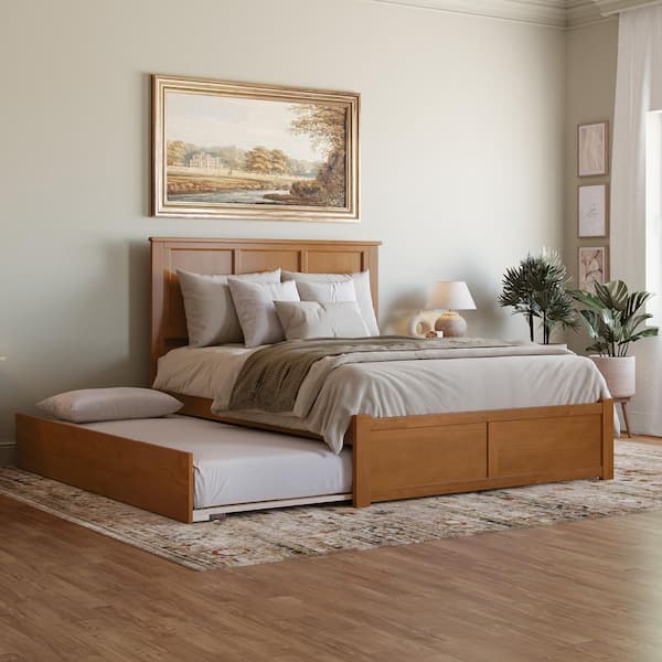 Madison Light Toffee Natural Bronze Solid Wood Frame Queen Platform Bed with Footboard and Twin XL Trundle