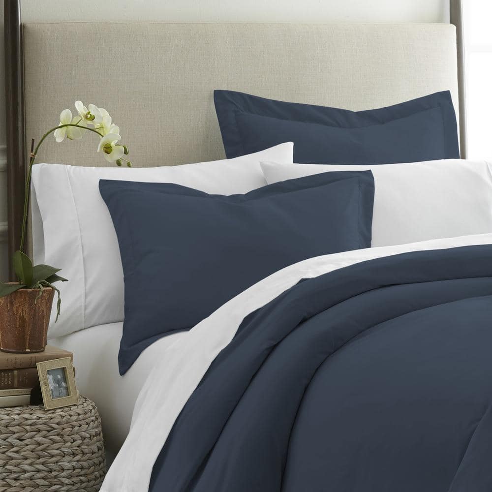 Becky Cameron Performance 2-Piece Navy Standard Pillow Sham Set
