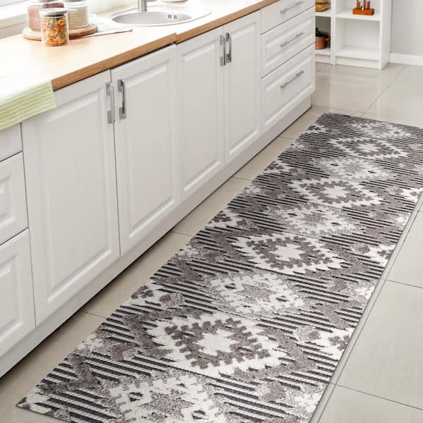Sumak High-Low Pile Neutral Diamond Kilim Gray/White/Black 2 ft. x 8 ft. Indoor/Outdoor Runner Rug