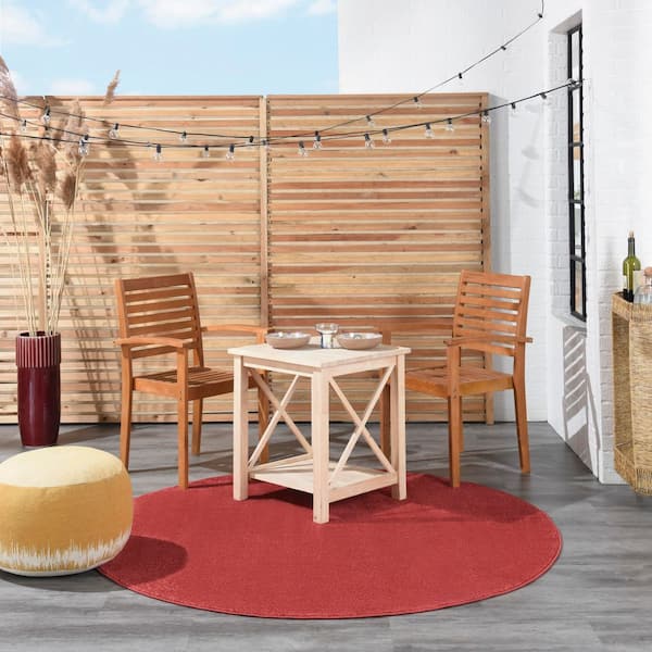 Essentials 6 ft. x 6 ft. Brick Red Round Solid Contemporary Indoor/Outdoor Patio Area Rug