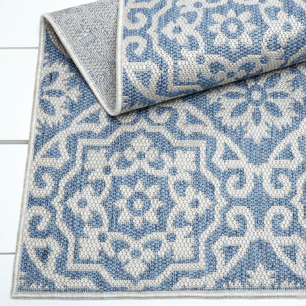 Danica Medallion Blue/Gray Synthetic Indoor/Outdoor Area Rug