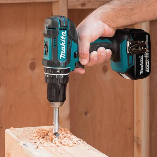 マキタ18v新品　最新モデル マキタ（makita） makita 18V充電式スプリットモータ 草刈機 MUX18DZ