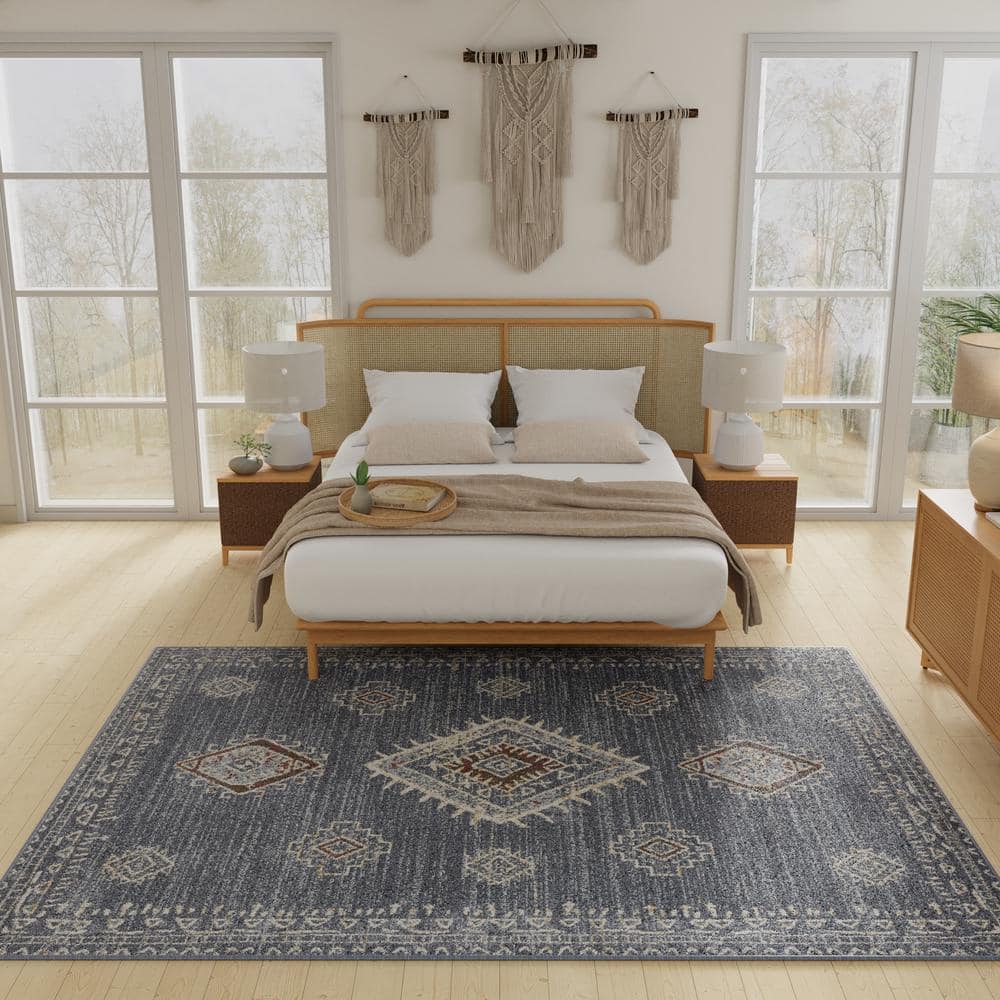 Blue Southwestern 5' x 7' Stain-Resistant Synthetic Area Rug