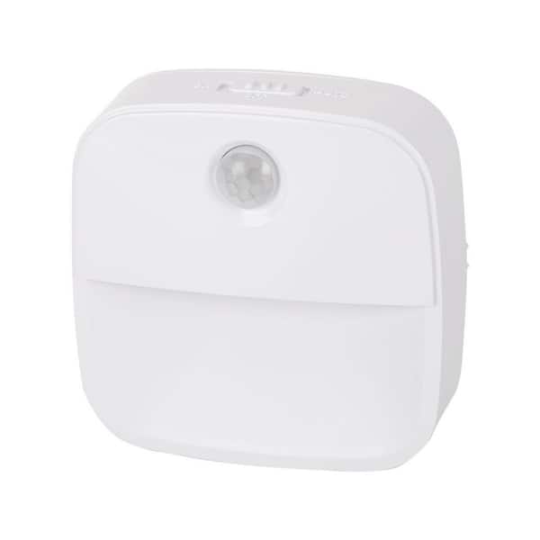 3 in. Battery Powered White Integrated LED Adjustable White, 3CCT, Path Night Light, Motion Sensor, 1-Pack