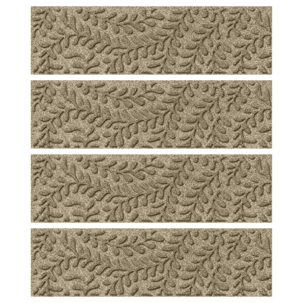 Waterhog Boxwood 8.5 in. x 30 in. PET Polyester Indoor Outdoor Stair Tread 