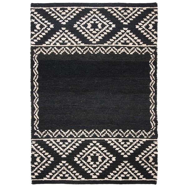 SAFAVIEH Natural Fiber Black 6 ft. x 9 ft. Aztec Border Area Rug