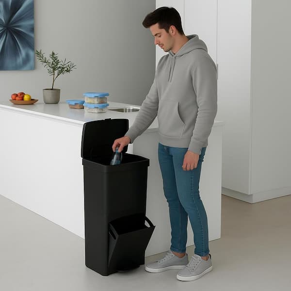 Step N' Sort 18.5 Gallon Trash and Recycling Tower with 3