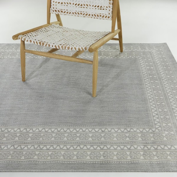 Gray 5 ft. x 7 ft. Border Indoor/Outdoor Area Rug