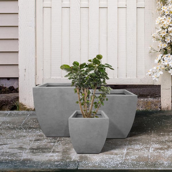 KANTE Kante Square Natural Finish Lightweight Concrete and Weather
