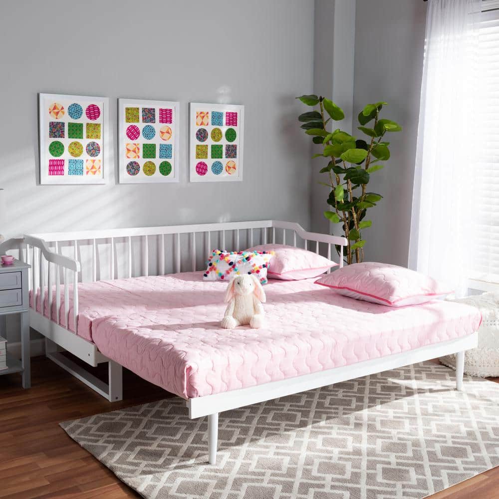 White Twin to King Expandable Wood Spindle Daybed