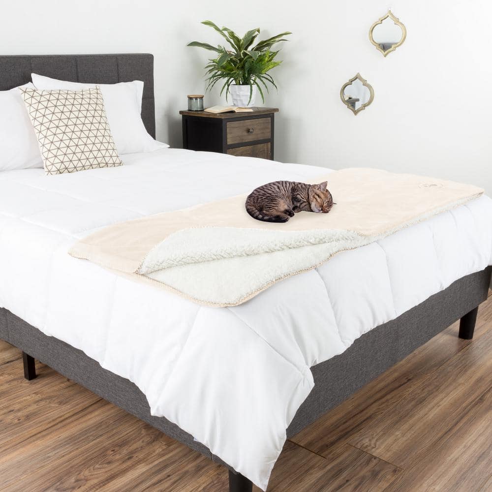 Cream Reversible Sherpa Fleece Waterproof Pet Blanket