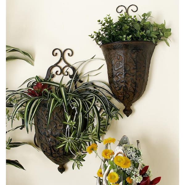 Litton Lane 22in. Large Brown Metal Scroll Indoor Outdoor Hanging Wall Planter (2- Pack)