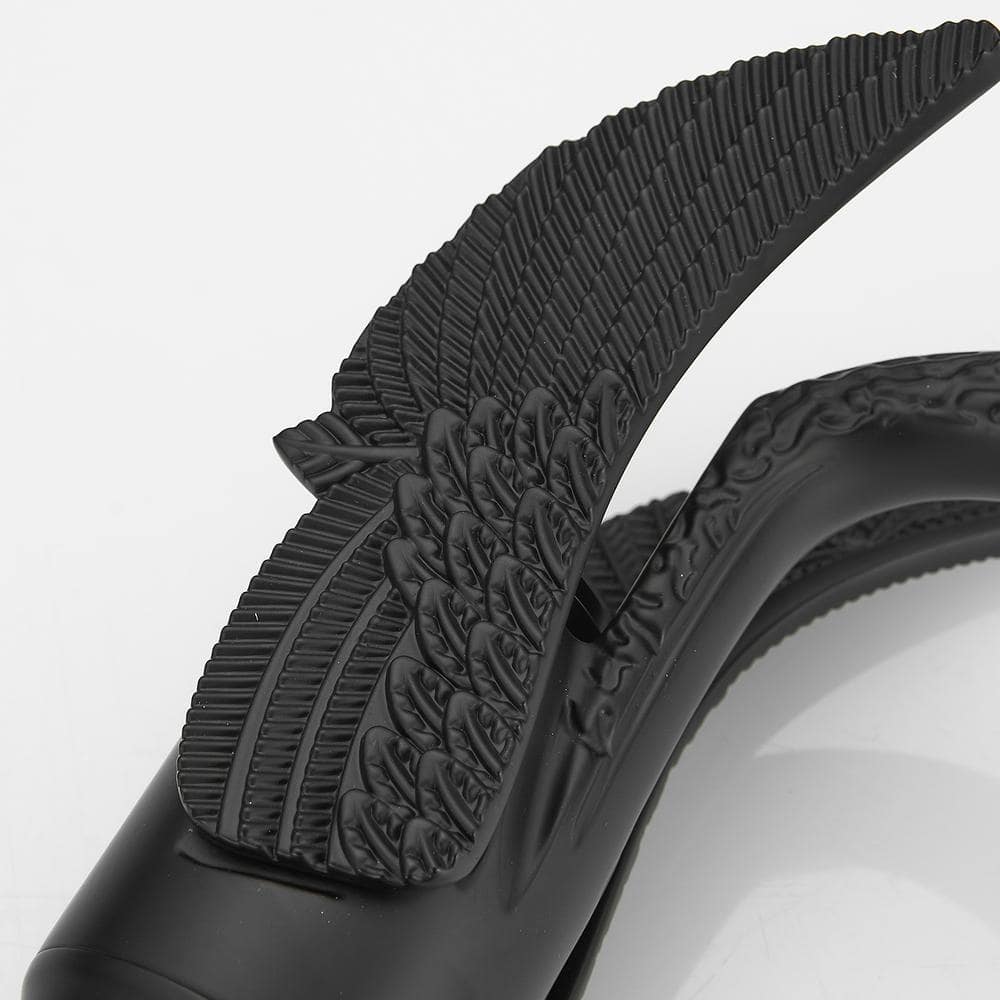 Matte Black Swan Single Hole Bathroom Faucet with Metal Drain