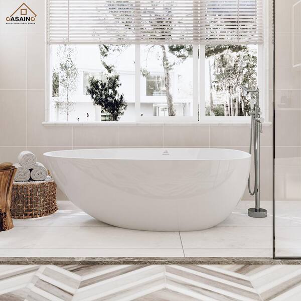 https://images.thdstatic.com/productImages/1c24db42-0b93-43a5-95c1-d1df3d8b4500/svn/glossy-white-casainc-flat-bottom-bathtubs-kcyl0014-67cp01-64_600.jpg