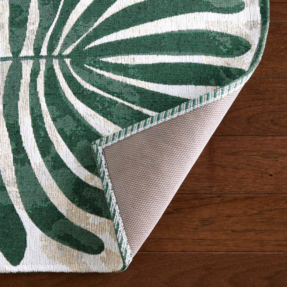 Green Jacquard Woven Polyester and Cotton Kitchen Mat 24" x 40"