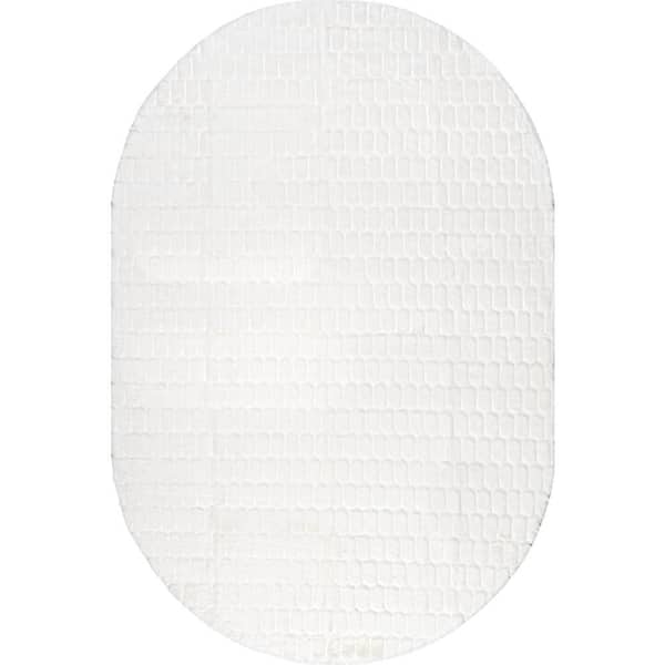 Nia SuperiorWash Tile Faux Rabbit Machine Washable Area White 5 ft. x 8 ft. Indoor Oval Rug