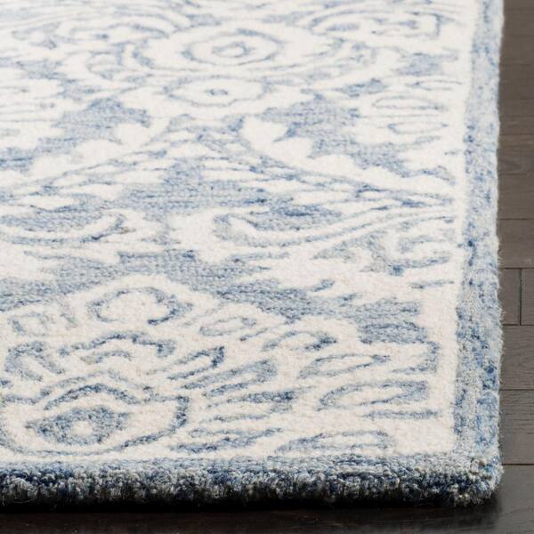 SAFAVIEH Blossom Blue/Ivory 2 ft. x 8 ft. Geometric Damask Floral Runner Rug  BLM106M-28 - The Home Depot