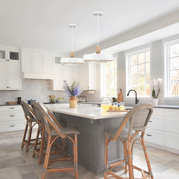 TinHon Modern Scandinavian White 1-Light Pendant Light with Wood