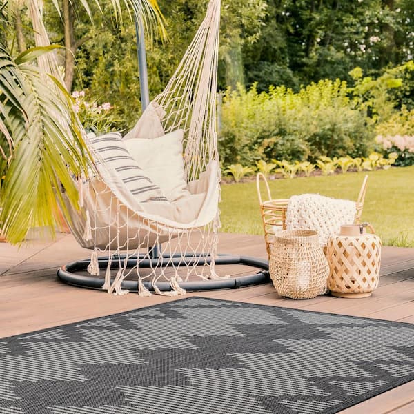 6 X 9 Light Gray Dark Gray Waikiki Modern Stripes Indoor Outdoor Area Rug