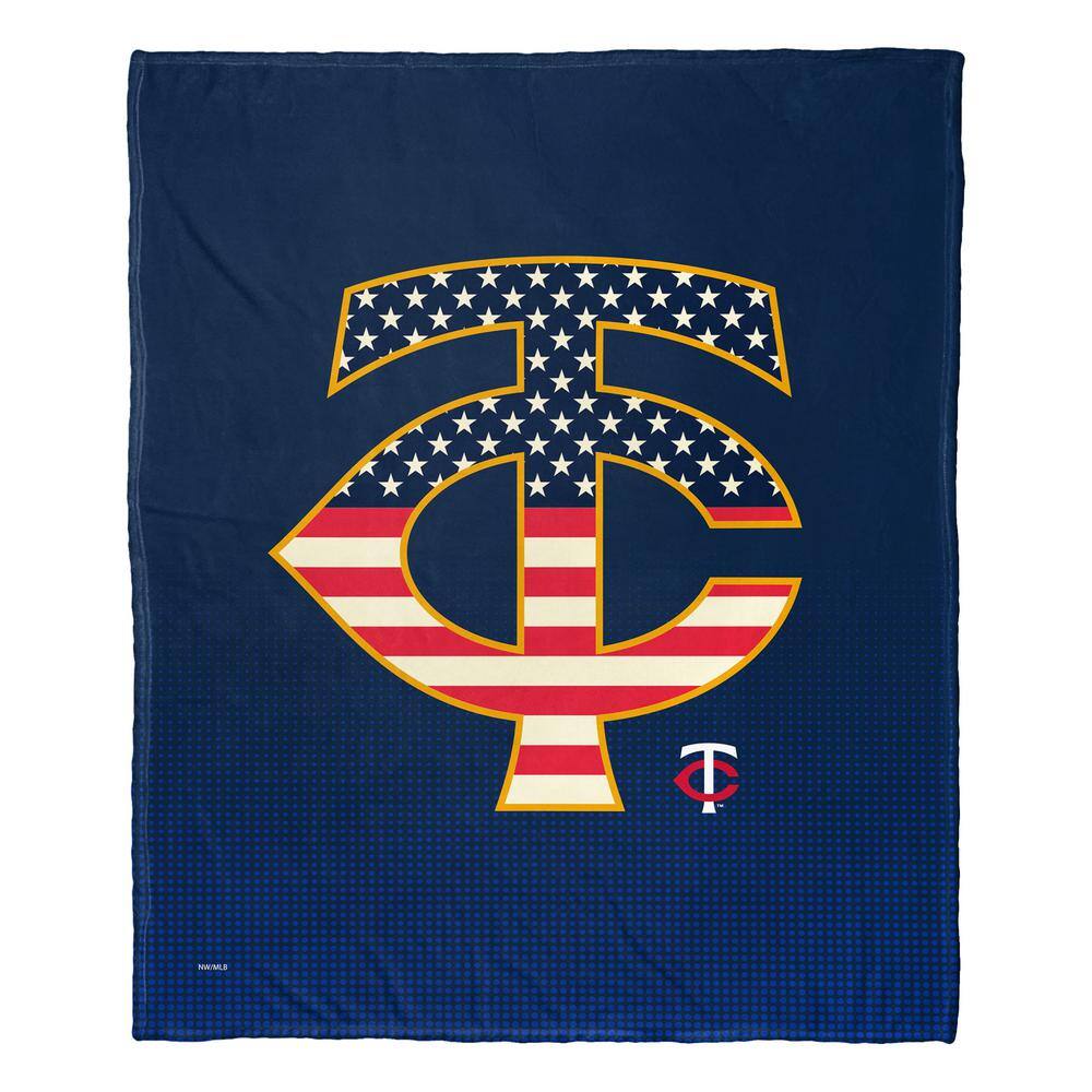 THE NORTHWEST GROUP MLB Twins Celebrate Series Silk Touch Throw Blanket
