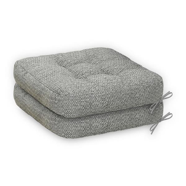 Unbranded 16.5 x 3.5 Grey Outdoor Patio Lounge Chair Dining Chair Cushions in Seat (2-Pack)