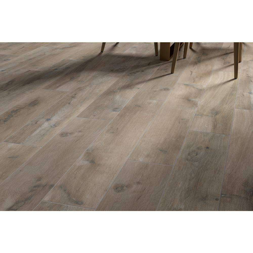 Havanna 8x47 Matte Rectified Porcelain Wood Look Tile