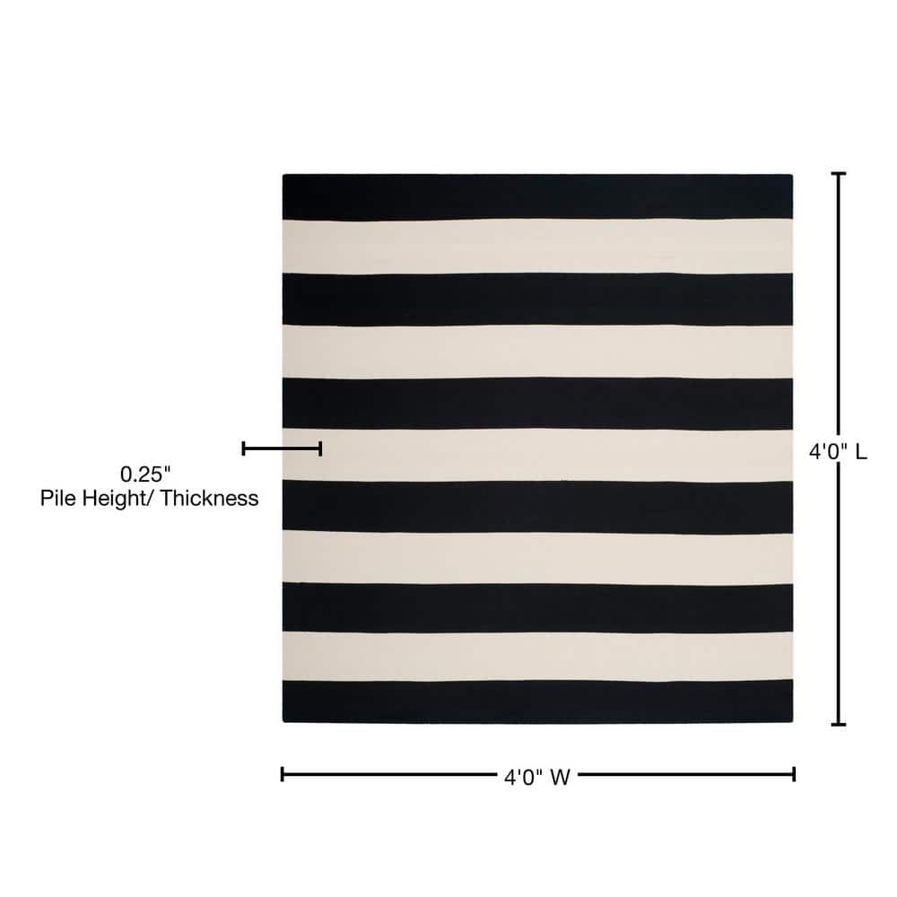 Coastal Charm Black and Ivory Cotton 4' Square Handwoven Rug