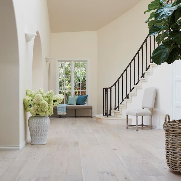 Rincon French Oak 1/2 in.T x 7.5 in.W Tongue and Groove Wire Brushed Engineered Hardwood Flooring(1398.6 sq. ft./Pallet)