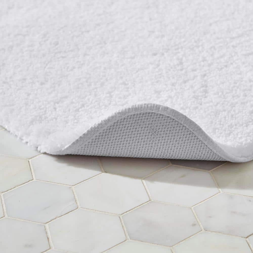 Pure White 34" x 20" Nylon Bath Rug with Latex Backing