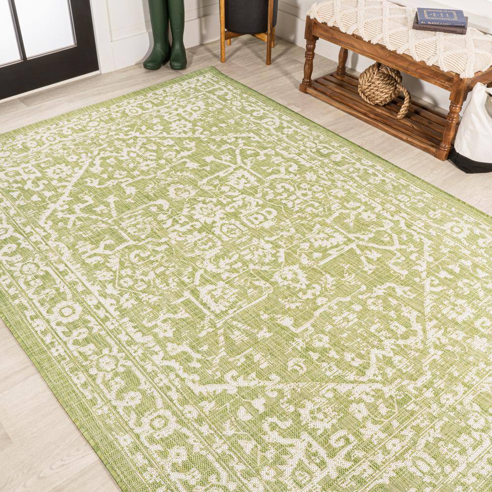 Green and Cream Synthetic Medallion Flat Woven Area Rug