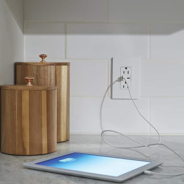 radiant 15 Amp 125-Volt Decorator Duplex Outlet with 6.0 Amp Type A/C USB, White (6 Pack)