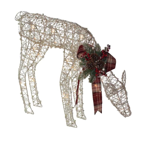 Alpine 19 in. H x 26 in. D Gold Wire Grazing Doe Decor with 35 Medium Warm White LED Lights