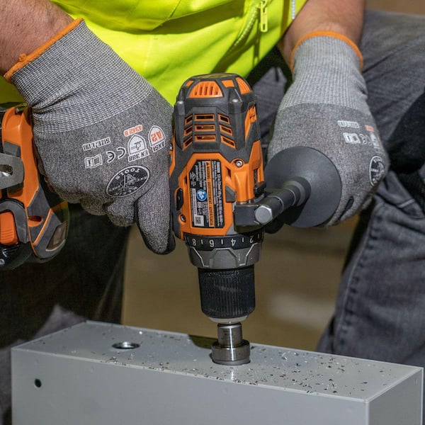 How To Use A Hole Saw In A Black and Decker Impact Driver 