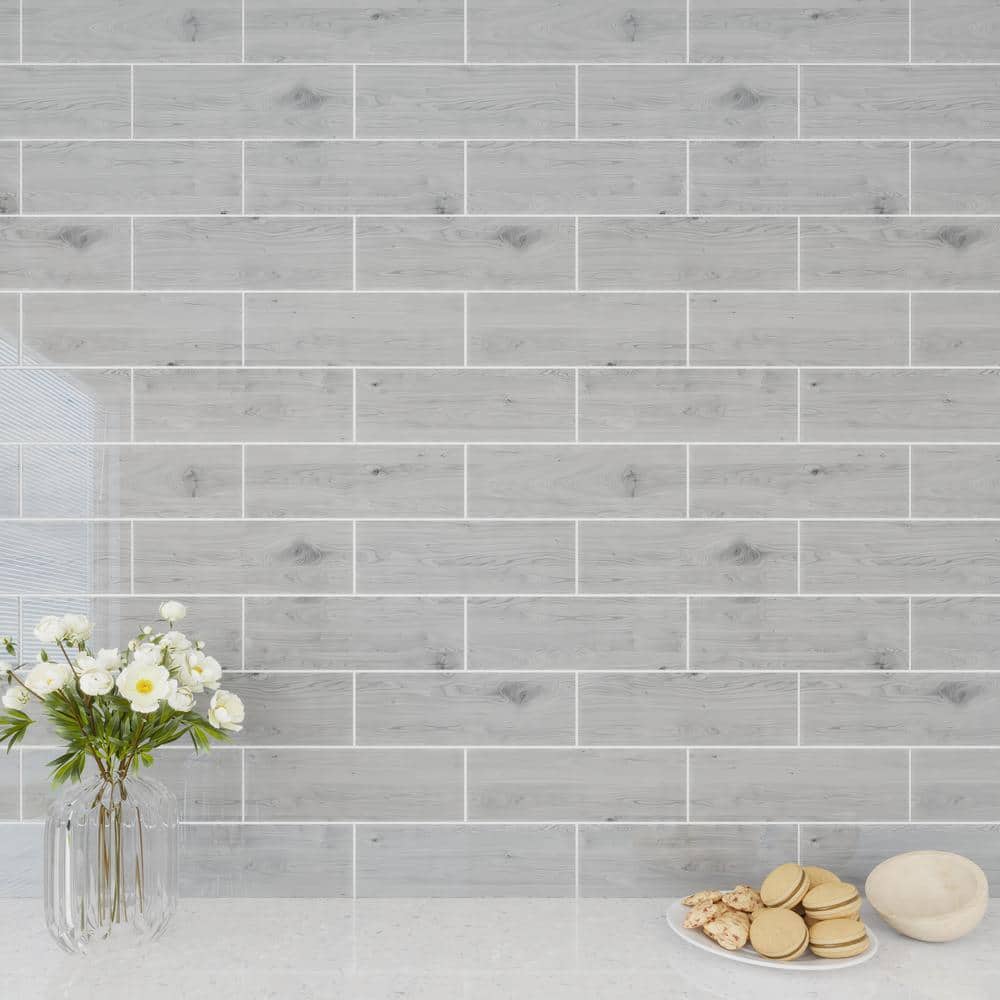 Silver Cedar 4x12 Glossy Glass Subway Tile