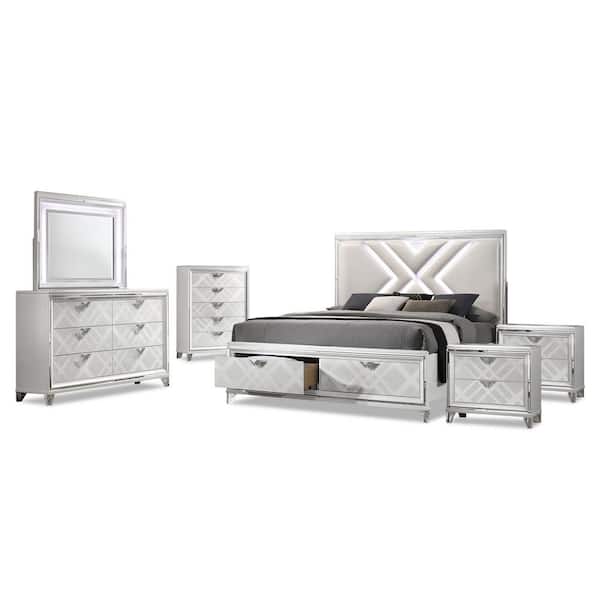 Rusconi 6-Piece White Wood Eastern King Bedroom Set