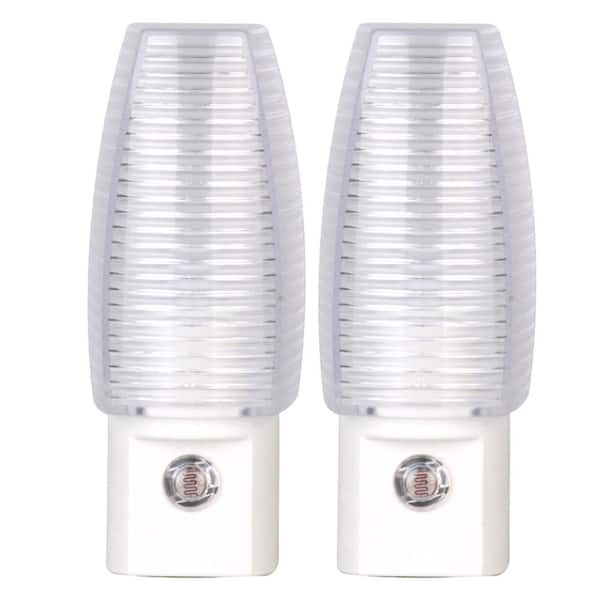 PRIVATE BRAND UNBRANDED 3.47 in. Plug-In Incandescent Automatic Dusk to Dawn Warm White LED Night Light (2-Pack)