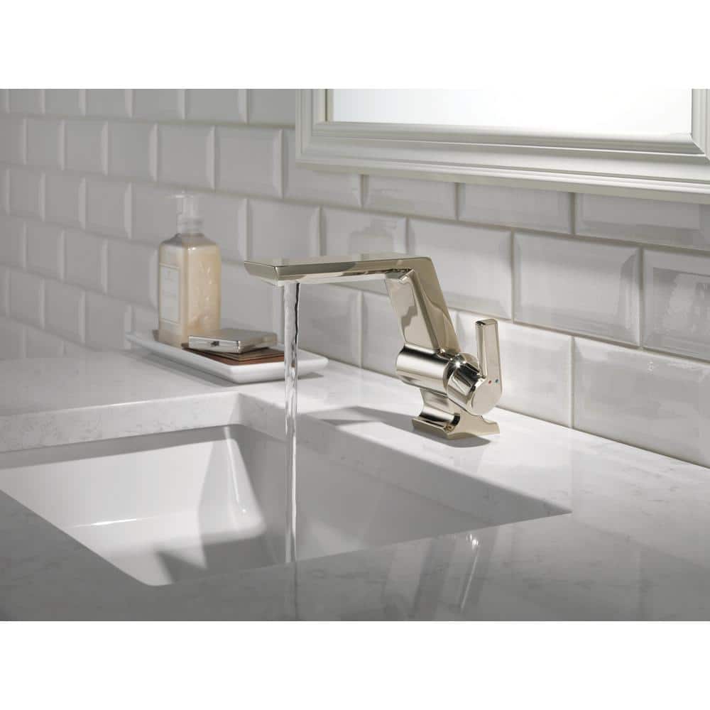 Modern Pivotal Single Hole Nickel Bathroom Faucet with Ceramic Disc